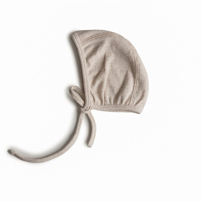 Mushie- Ribbed baby bonnet - beige melange