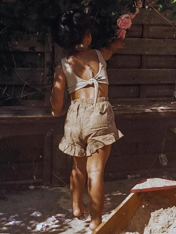 The Simple Folk - The Frill Linen Short - Oatmeal